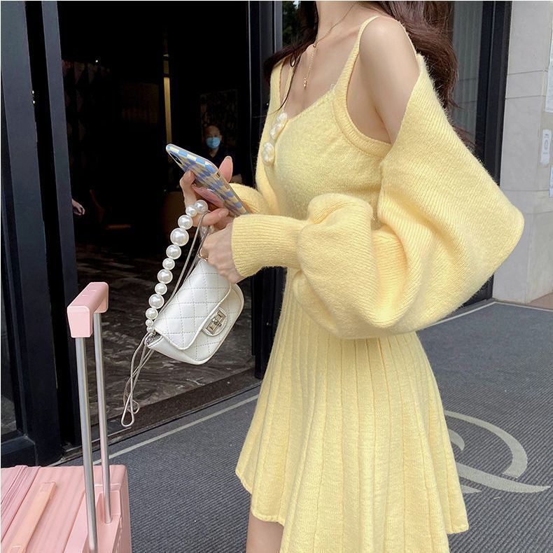 Bộ Đầm Dệt Kim Hai Dây + Áo Khoác Cardigan Xinh Xắn Thời Trang 2023