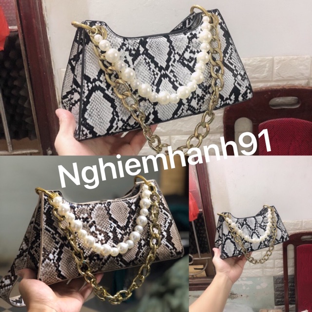 Túi đeo đéo vân rắn tặng kèm chuỗi ngọc T764
