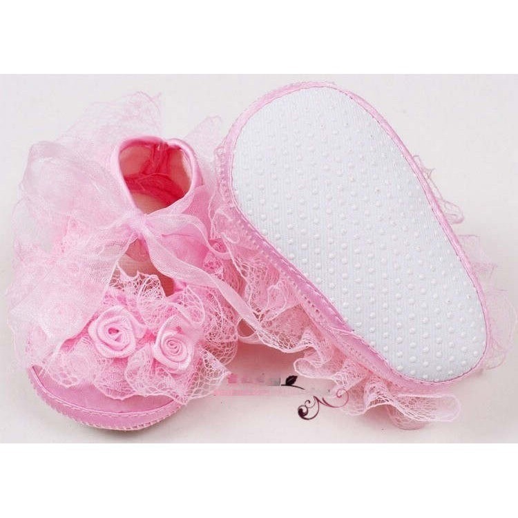 Giày Em Bé Đính Nơ Đáng Yêu
