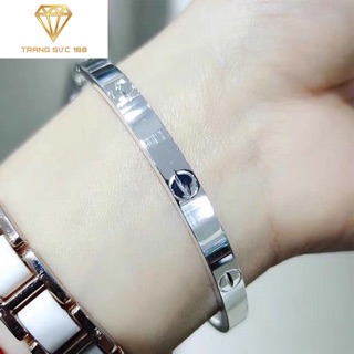 VÒNG TAY TITAN KHÓA BẤM