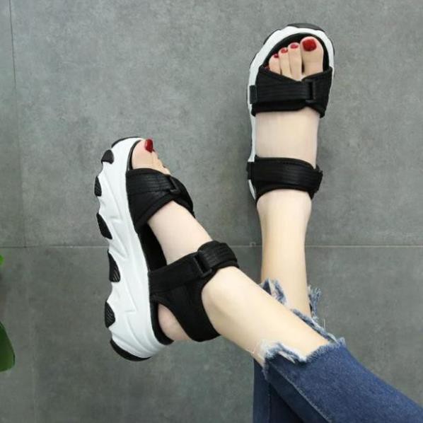 SANDAL BÁNH MÌ QUAI CHÉO 3 MÀU FASHION MỚI QB