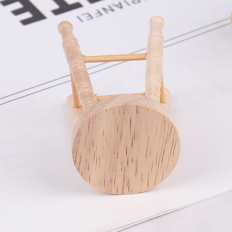 Bộ 2 Ghế Gỗ Mini Tỉ Lệ 1: 12 Trang Trí Nhà Búp Bê