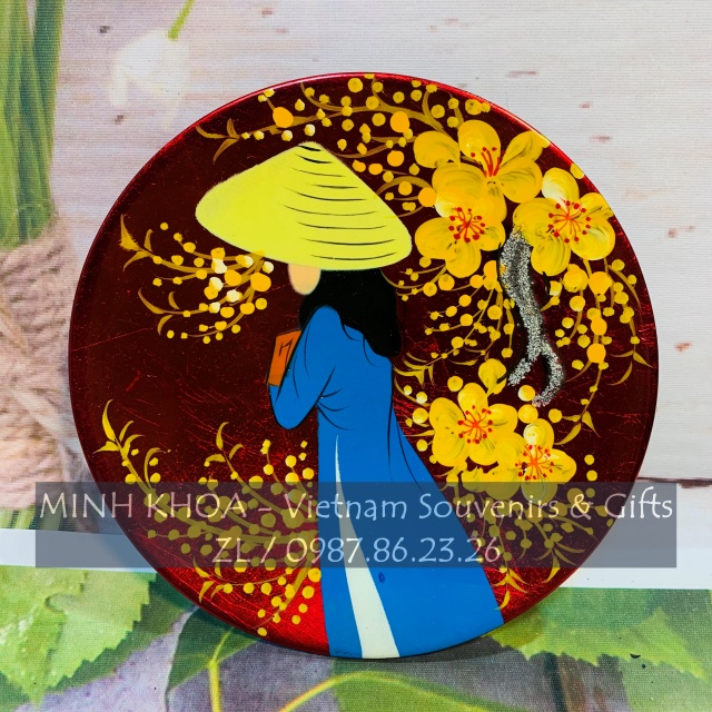 Đĩa Tròn Sơn Mài Vẽ Thiếu Nữ Áo Dài Hoa Đào 15 cm - Vietnam Lacquer Round Plate With Cherry Blossom & Lady In Ao Dai