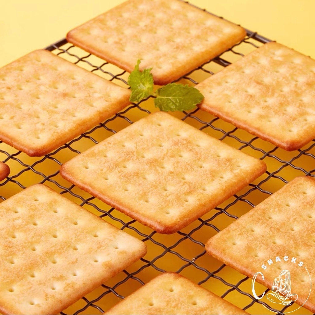 Bánh Quy Mặn 408g Vị Phô Mai và Trứng Muối