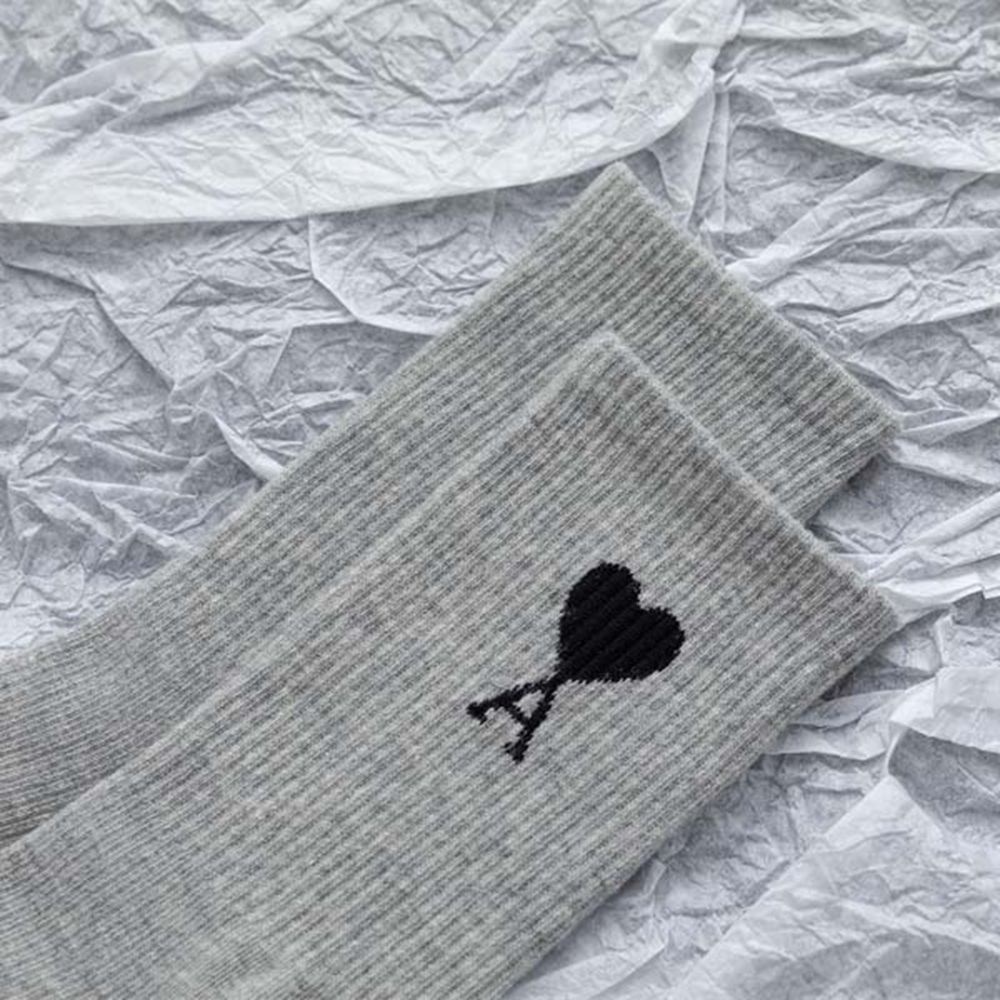 MXGOODS Vớ thể thao mềm mại thấm hút mồ hôi thêu hình trái tim nhiều màu sắc phong cách đại học đơn giản thoải mái cho nam và nữ