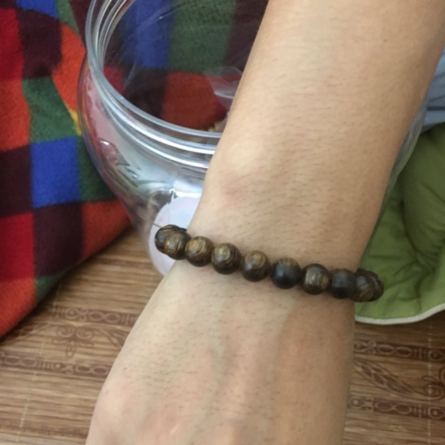 Vòng trầm hương size 8mm