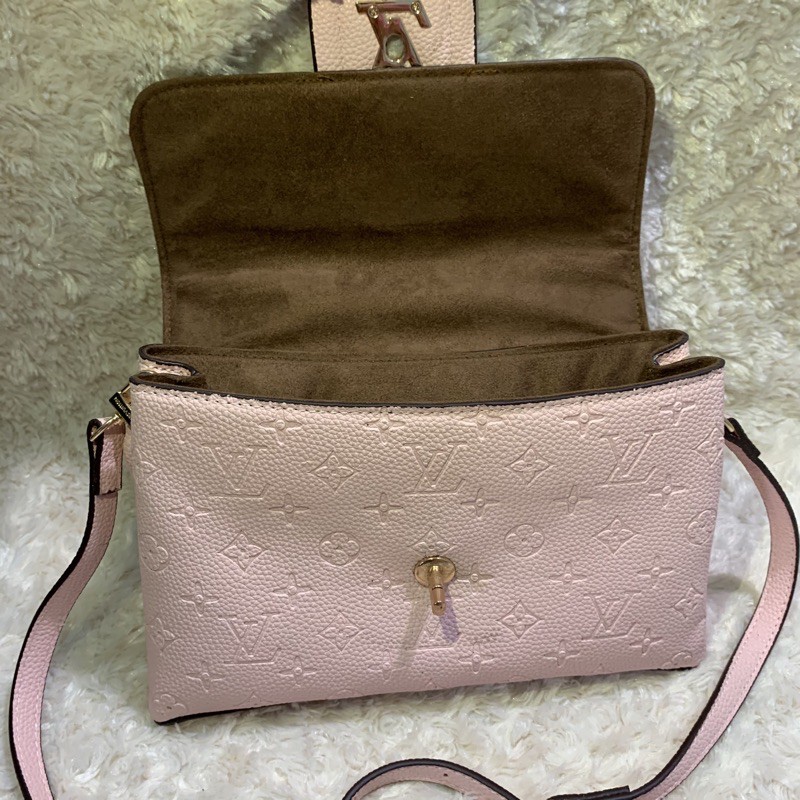 Túi đeo chéo lờ vê