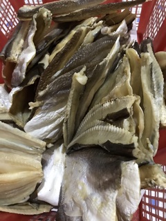 Khô dứa 75k/500g