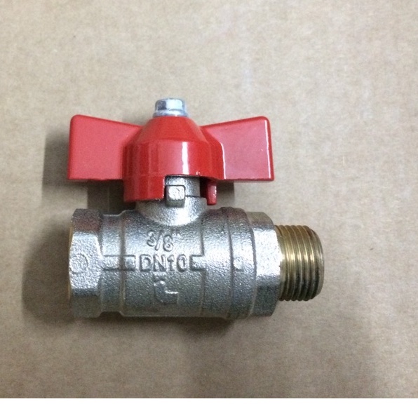 Van bi tay bướm đồng 1 đầu ren ngoài 1 đầu ren trong Itap.093 Italy áp lực 50kg