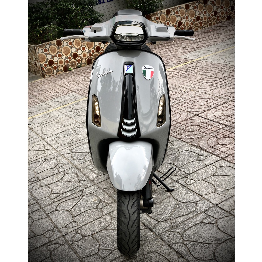 Decal VESPA SPINT - PRIMAVERA Bảo vệ đèn XI NHAN CHÓA ĐÈN MÀU KHÓI