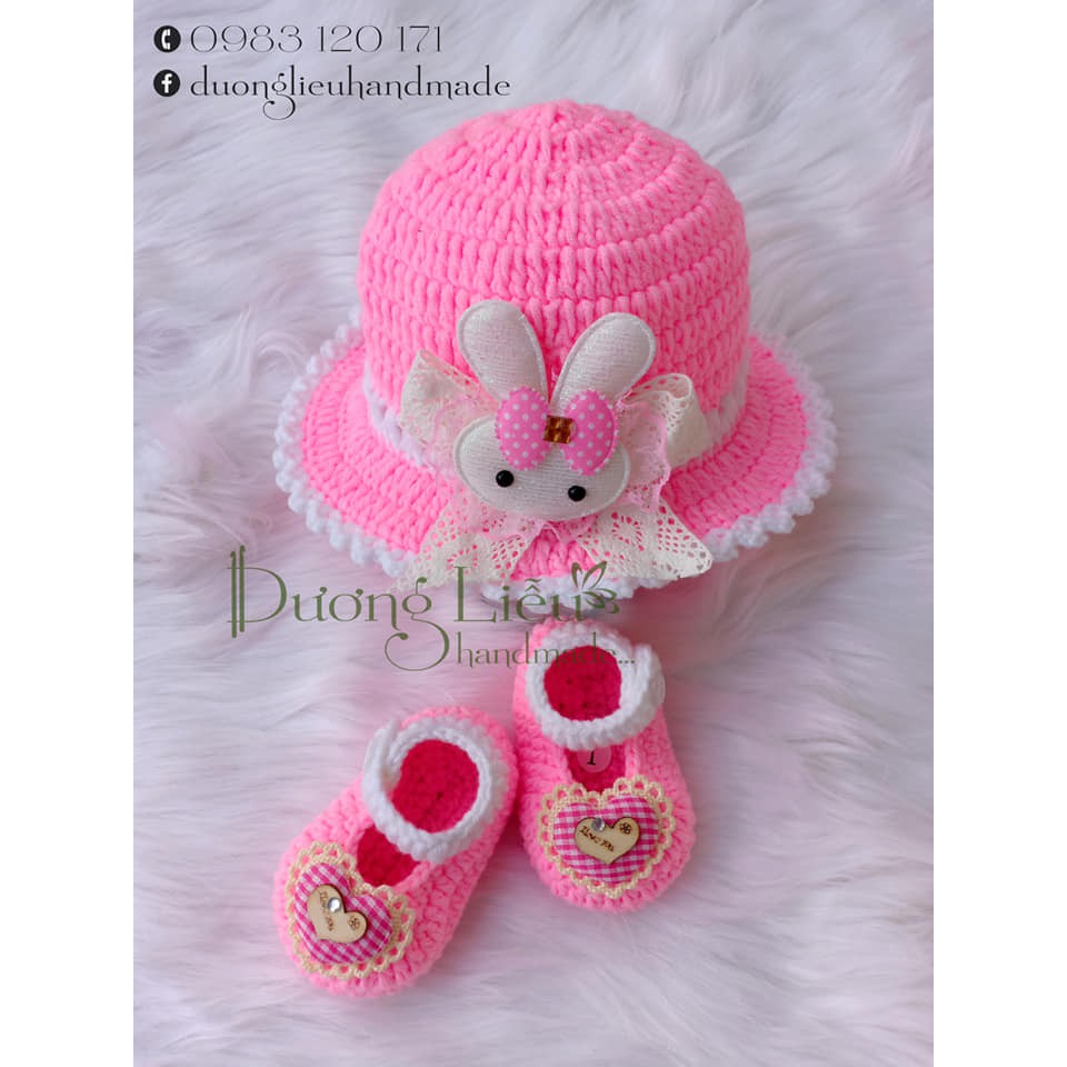 Set mũ và giày len cho bé gái