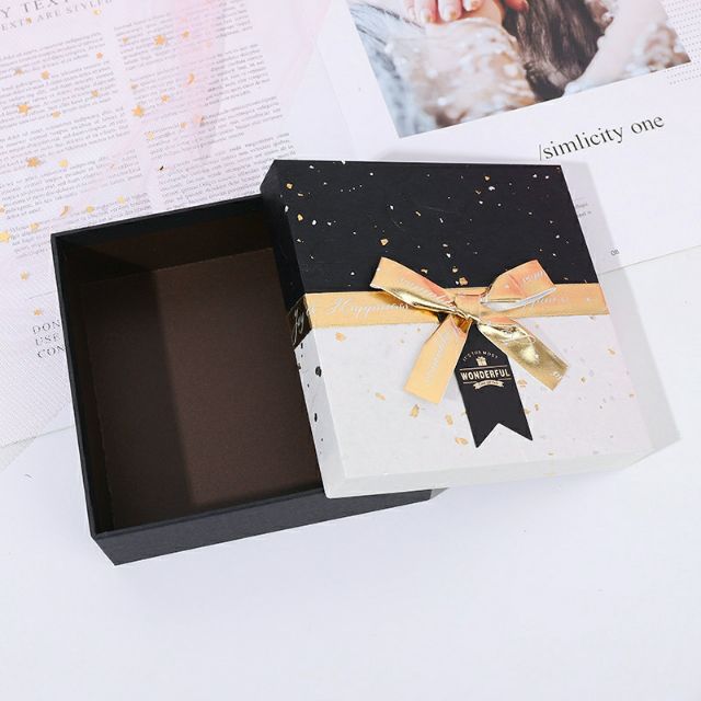 HỘP QUÀ TẶNG SANG TRỌNG