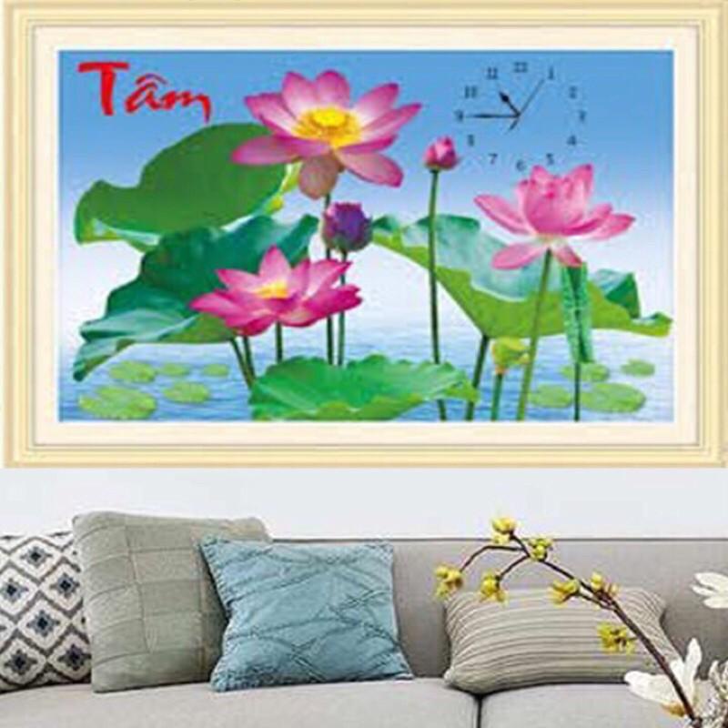 Tranh thêu đồng hồ chữ tâm KT:75x47cm,tranh chưa thêu.Tặng kéo và xỏ chỉ,