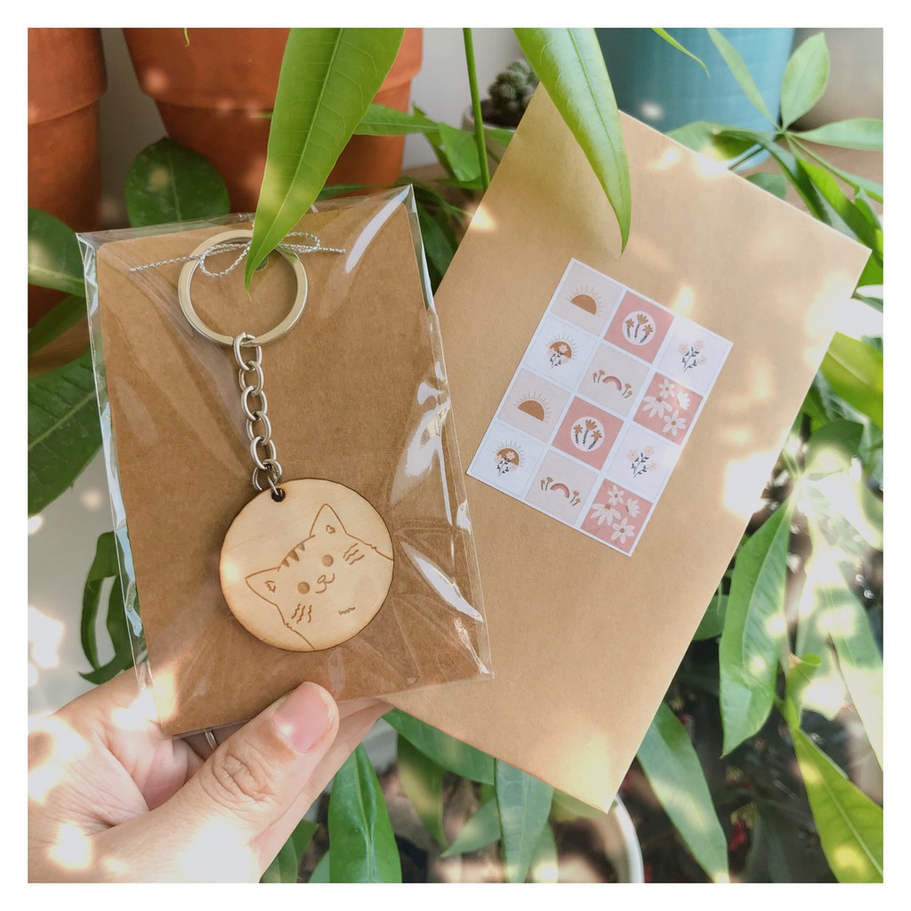 MÓC KHÓA GỖ KHẮC HÌNH CUTE SIÊU CƯNG