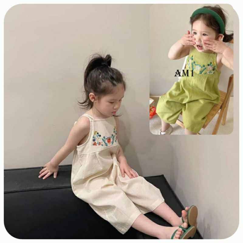 Yếm bé gái thêu hoa xinh xắn chất đũi cara mềm mát size 12 - 23ky