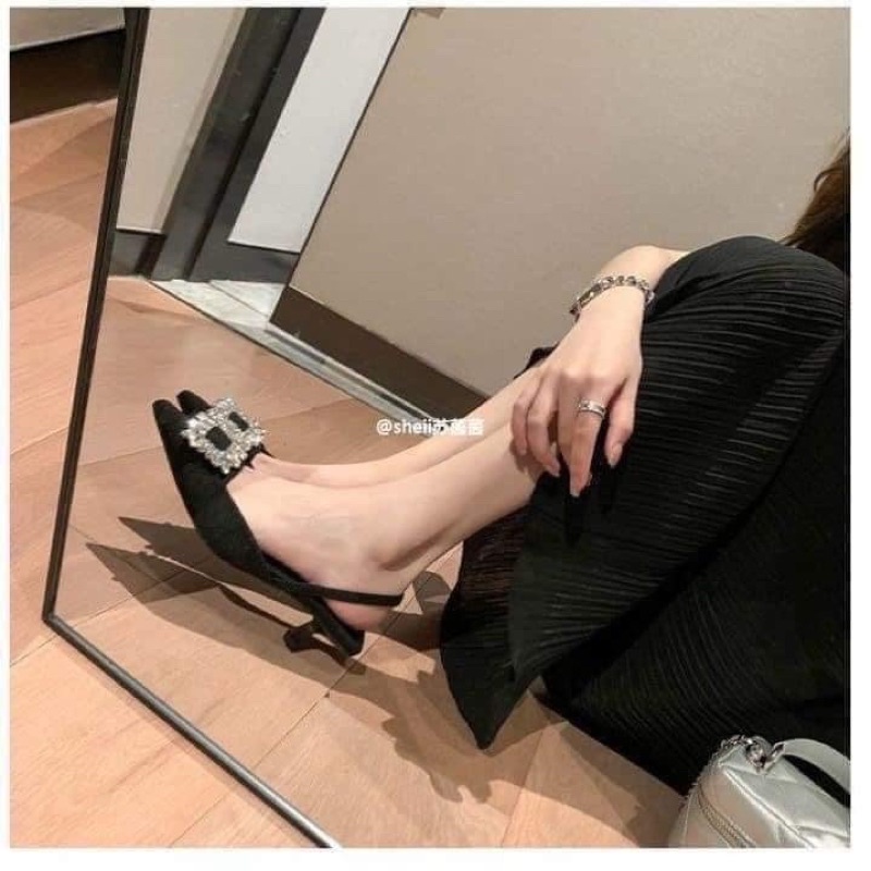 Giày cao gót búp bê mũi nhọn