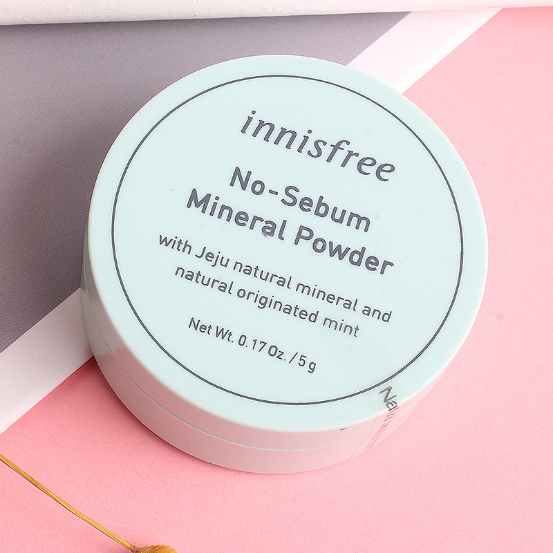 Phấn che khuyết điểm Innisfree khoáng chất bạc hà 5g