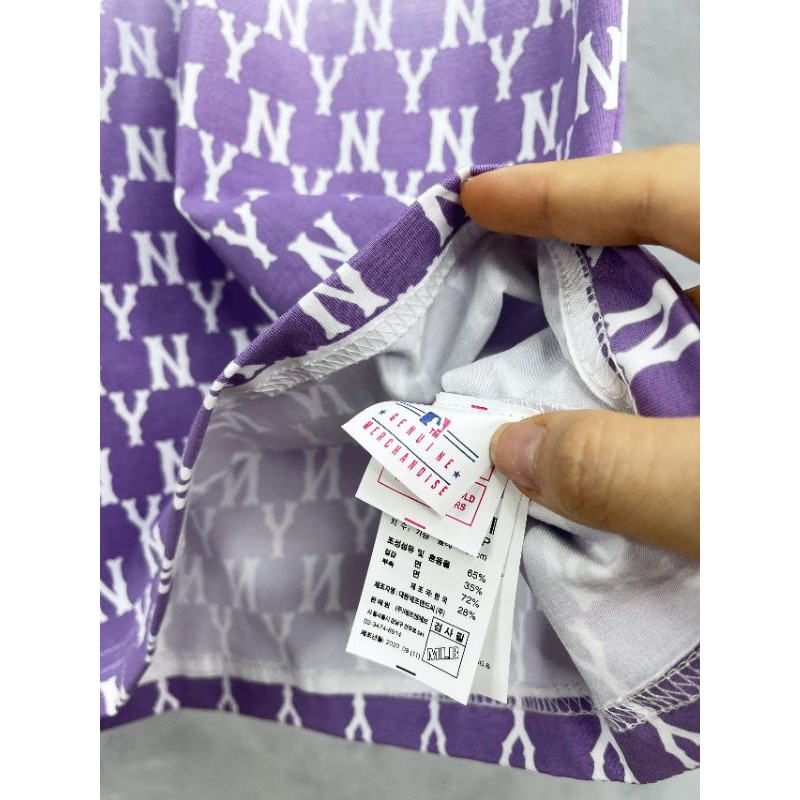 Áo phông tím hot trend dư xịn