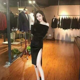 Đầm body tay dài xẻ tà sâu
