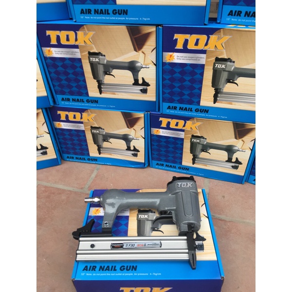 Súng bắn đinh thẳng đinh gỗ TOK F30 dùng hơi hàng chính hãng