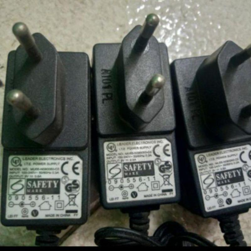 Adapter nguồn WIFI 9V-0.6A hàng cũ