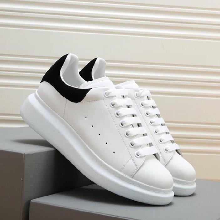 Giày Thể Thao Nam nữ - Sneaker nam nữ trắng 𝐌𝐂 𝐐𝐔𝐄𝐄𝐍 𝐌𝐂𝐐 Đôn Đế Tăng Chiều Cao Gót Nhung Dây Lụa Cao Cấp