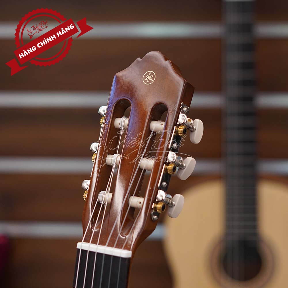 Đàn Guitar Classic Yamaha C40 Và C40M Có Bàn Phím, Ngựa Đàn Sử Dụng Gỗ Hồng Sắc Cao Cấp, Âm Thanh Tuyệt Hảo