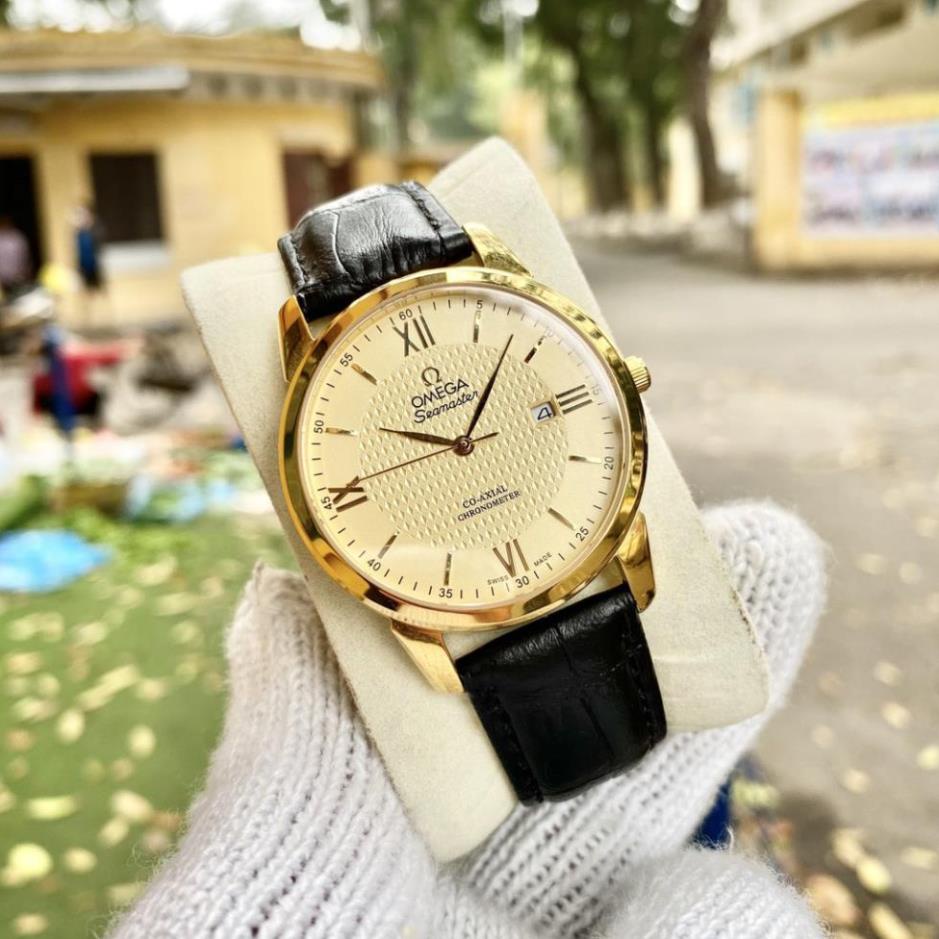 Đồng Hồ Nam Omega OM031 Mặt VÀNG Dây da Chống Xước, Chống Nước TUYỆT ĐỐI