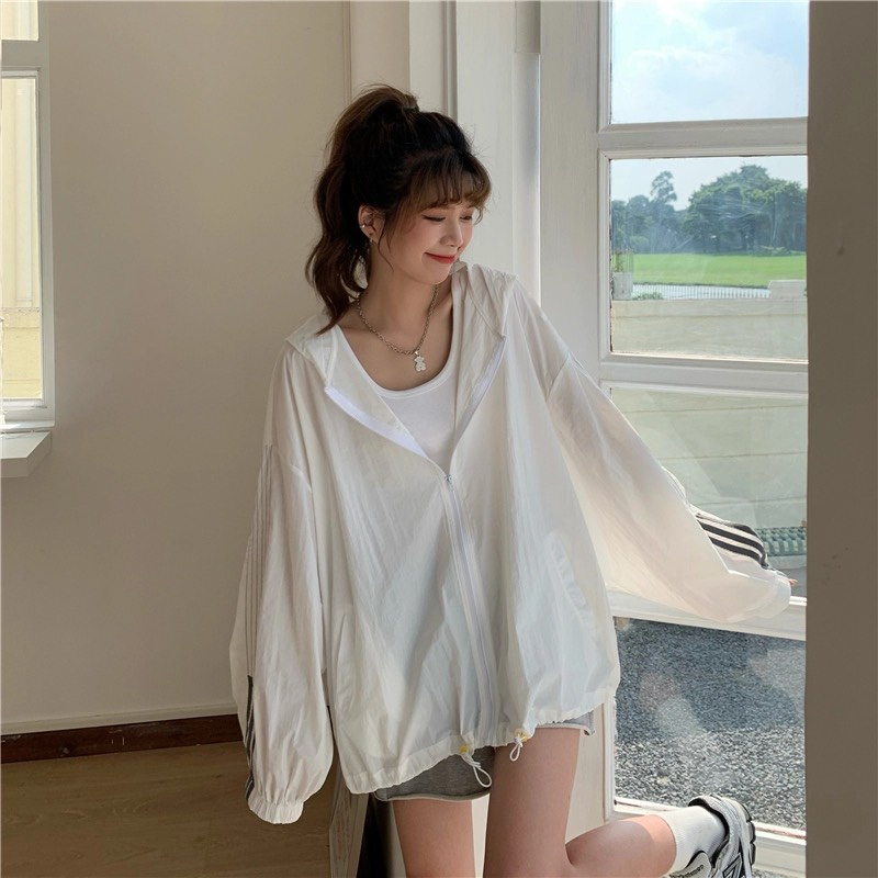 HÀNG SẴN]ÁO KHOÁC DAS GIÓ TAY PHỒNG form oversize/Áo khoác gió tay phối kẻ sọc xinh xắn