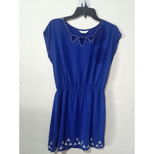 Đầm 25k bán thanh lý shop