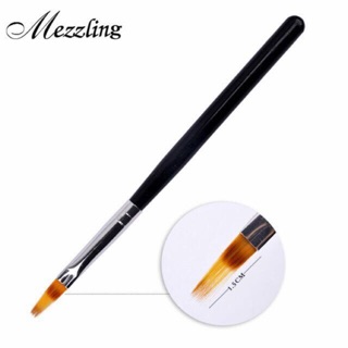 Cọ làm ombre đầu dẹt , cán gỗ đen