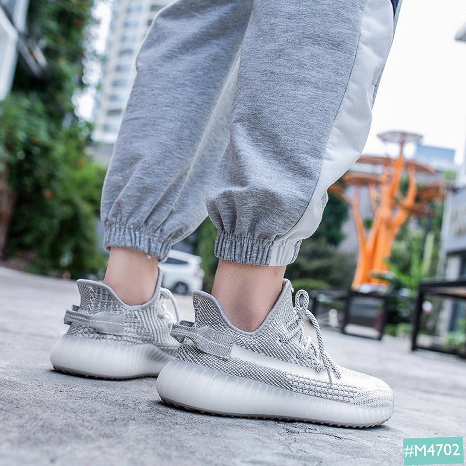 Giày Cặp Đôi Nam Nữ MINSU M4702, Giày Thể Thao Sneaker Nam Nữ Y350 Phản Quang Hàn Quốc Mang Đi Chơi Đi Học, Du Lịch