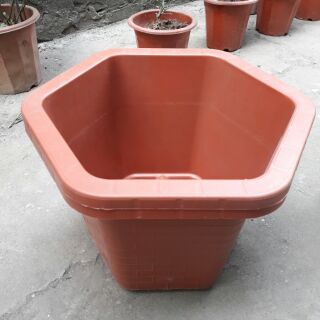 Chậu nhựa nâu 31cm
