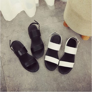 Giày sandal trắng lót đen