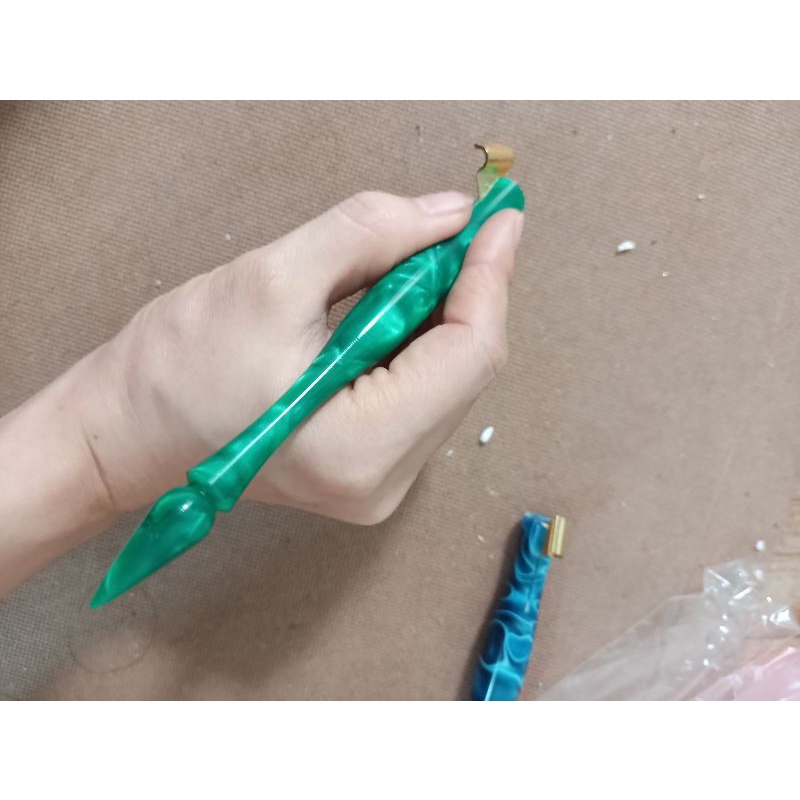 Quản bút dạng chéo cao cấp