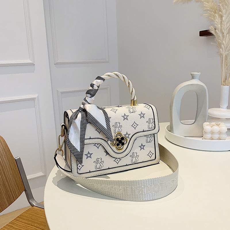 Túi Đeo Chéo Hình Vuông Nhỏ Thời Trang 2022 Chất Lượng Cao Cho Nữ