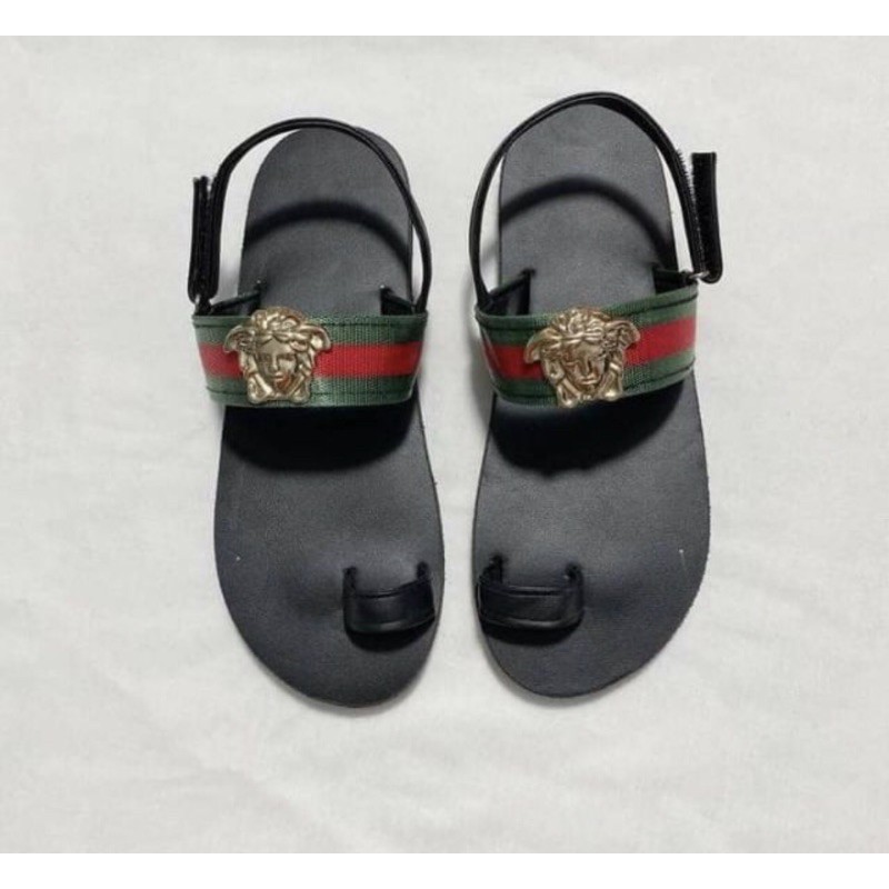 Sandal đồng nai sandal nữ ( đế đen quai hậu dù ) size từ 35 nữ đến 41 nữ size khác nhắn tin chọn thêm