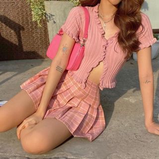 Áo crop len gân Jennie