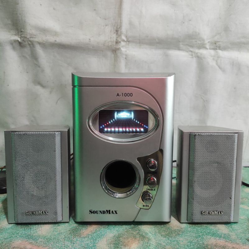 loa Soundmax A-1000 2.1