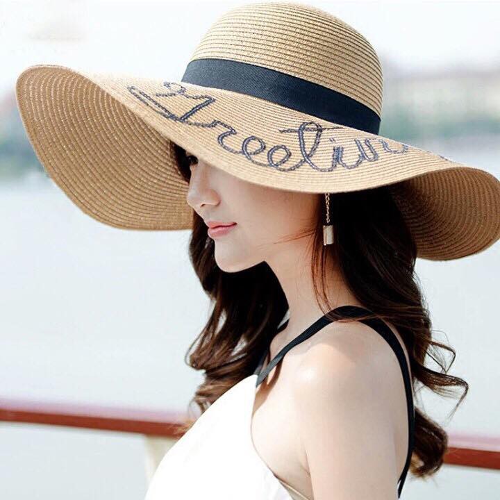 Mũ rộng vành đi biển
