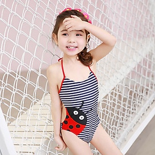Đồ bơi đáng yêu cho bé gái