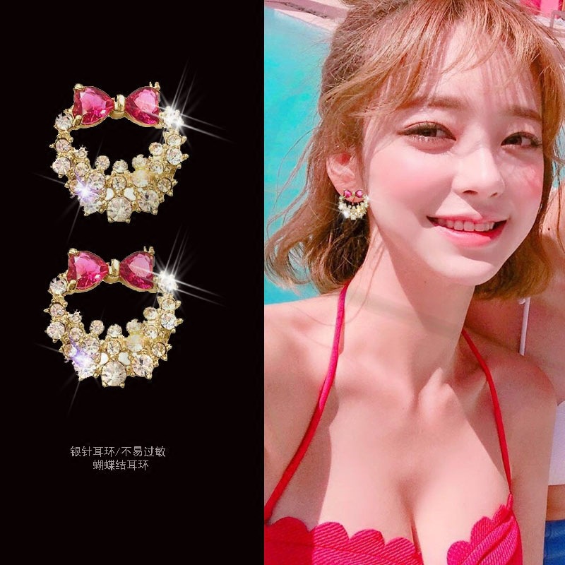 Khuyên Tai Tua Rua Đơn Giản Tinh Tế Mới