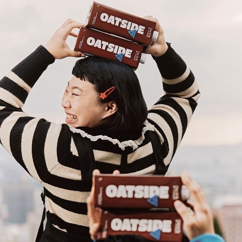 Sữa Yến Mạch OATSIDE Chocolate Oat Milk