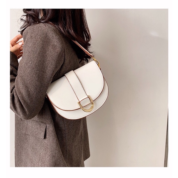 Túi Đeo Chéo Nữ Túi Đeo Vai Dáng Yên Ngựa Basic CNK Hottrend