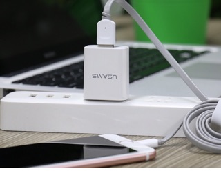 Bộ củ và dây cáp sạc iPhone