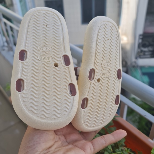 Dép đế bánh mì chật liệu cao su siêu mềm cho bé trai bé gái hình mặt cười