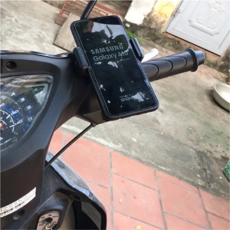 Kẹp điện thoại dán xe máy + 2 băng dính 3M