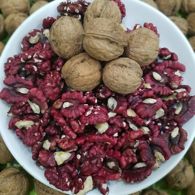Nhân óc chó đỏ