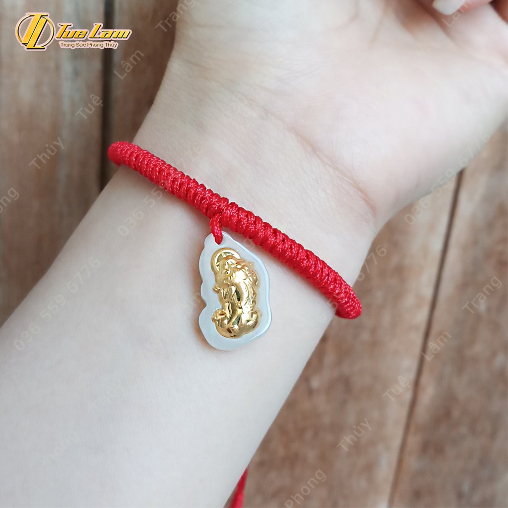 Vòng tay nữ chỉ đỏ may mắn bện tỳ hưu phỉ thúy bạc mạ màu vàng tài lôc - Tuệ Lâm