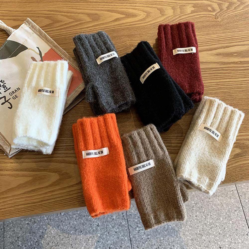 Găng Tay Len Hở Ngón Giữ Ấm Màu Trơn Cho Nữ